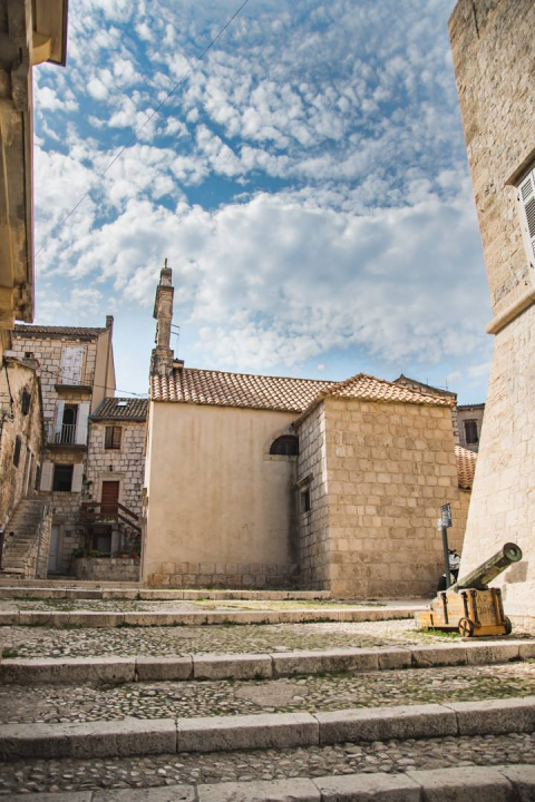 Zaplovili smo iz Šibenika put juga i otkrili tajne magičnih dalmatinskih otoka