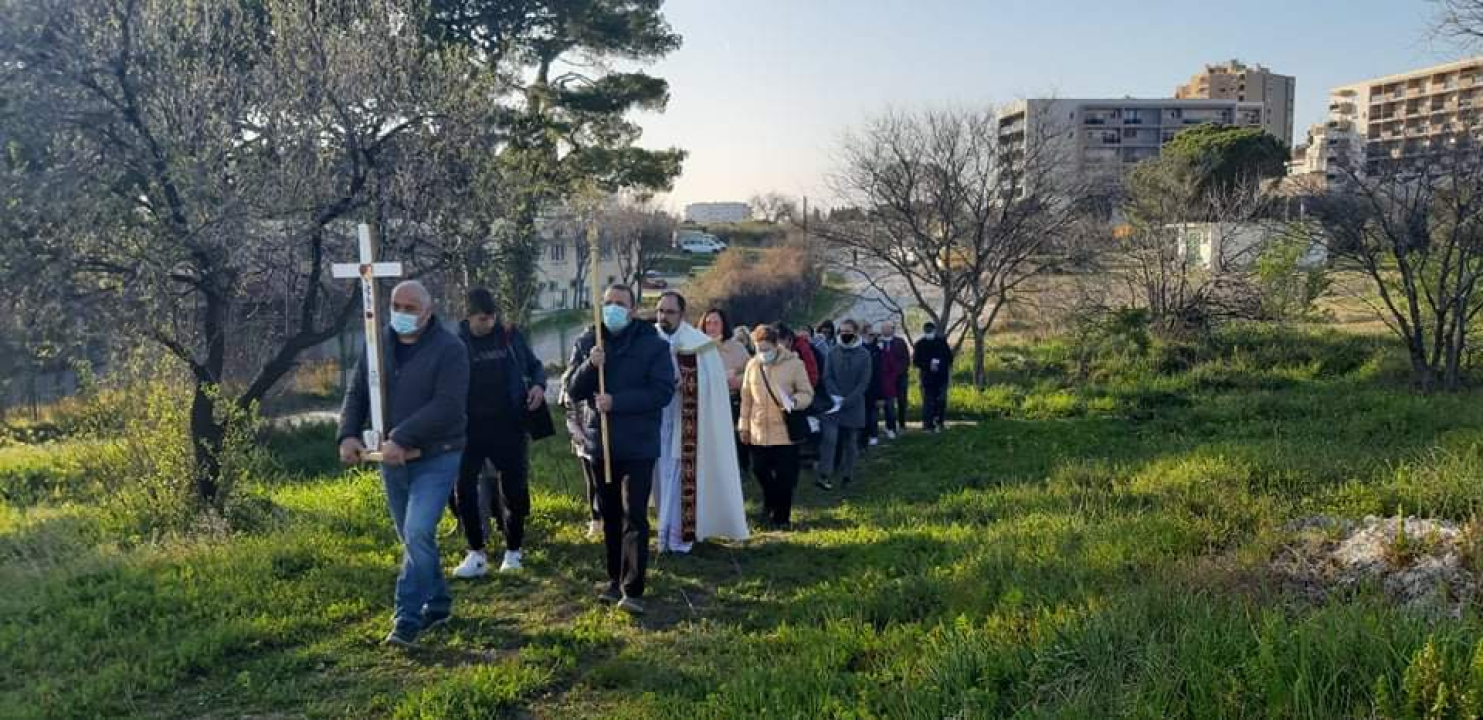 Na Vidicima održan Križni put od crkve sv. Petra do crkve sv. Mare