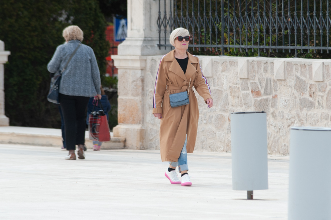 Ovotjedne šibenske trendseterice pokazale kako klasične komade nositi na moderan način 