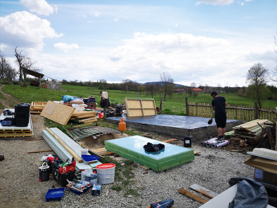 Šibenčani grade novi dom za obitelj stradalu u potresu na Baniji, trebaju vašu pomoć da je dovrše