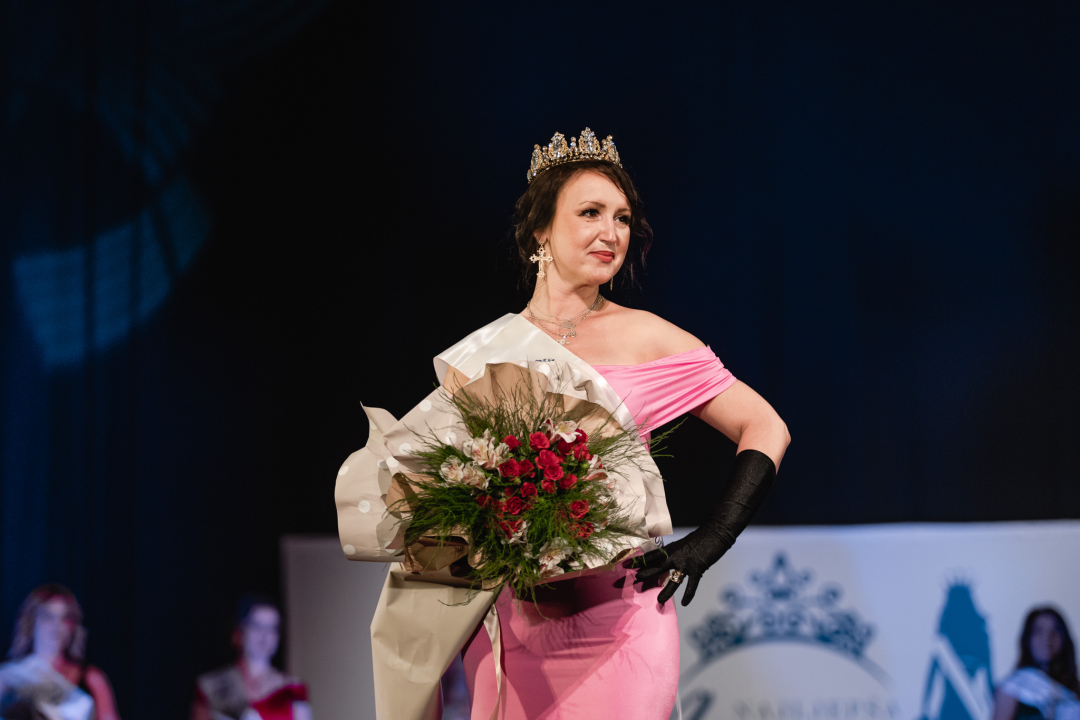 U šibenskom kazalištu održan izbor za najljepšu mamu: Vedrana Halinčić Bakšić i Ljubica Bulić ponijele lente