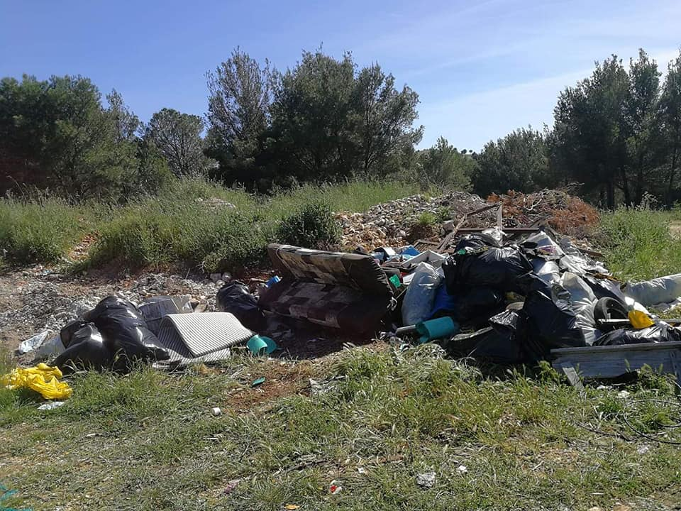 Sramotna količina smeća uklonjena iz prirode kod Jadrtovca, čistilo tridesetak ljudi: Nova akcija već u nedjelju