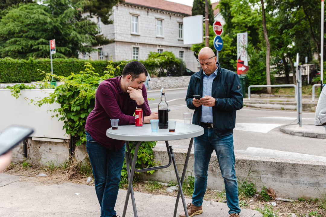 Restović: 'U drugi krug idemo Burić i ja, nadam se da neće izbjegavati sučeljavanje i razmjenu mišljenja'