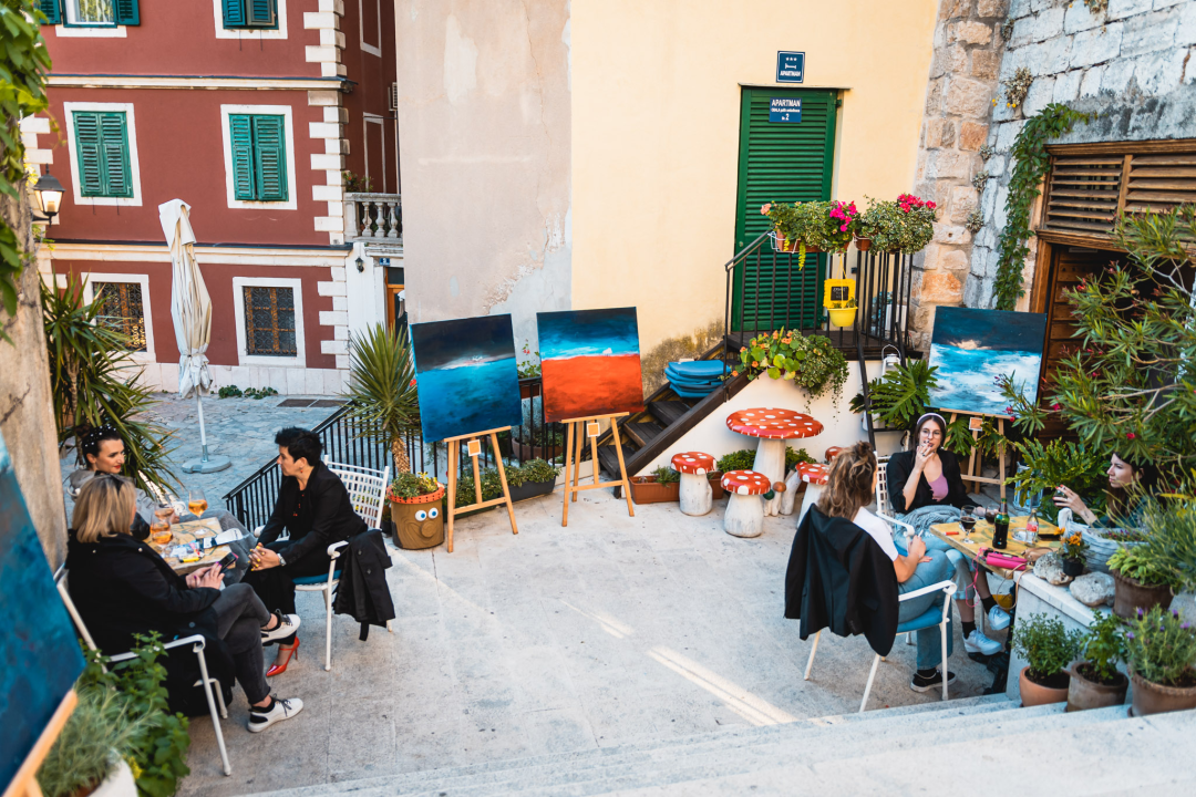 U Azimutu se izgubite u ‘Mislima’ Kristijana Gradečkog, protumačite ih prema vlastitom viđenju svijeta!