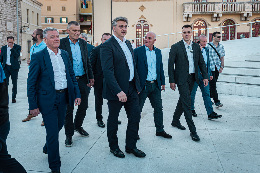 'Šibenik više ne zaostaje za Splitom i Zadrom, zato se u nedjelju ne povodite za praznim parolama jer one neće iznijeti nikakva čuda' 