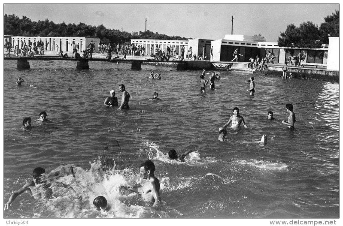 Kopamo po starim razglednicama: Jadrija je oduvijek bila posebna i prepoznatljiva, pogledajte kako se mijenjala 