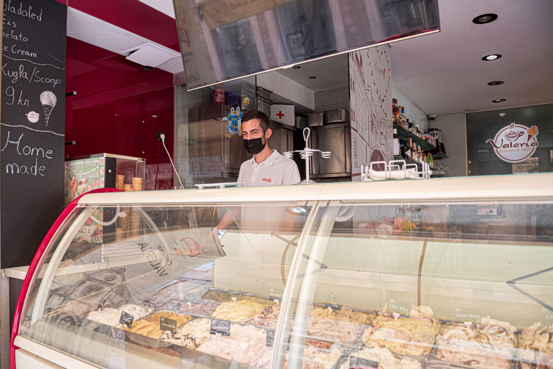 Isprobali smo najbolje sladolede u centru Šibenika! 