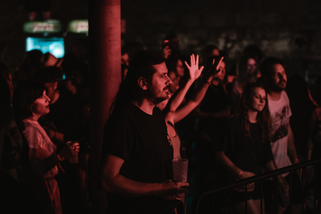 Šibenski bendovi Magul i The Fogsellers rasplesali publiku na drugom danu Let’s Rock festivala na sv. Mihovilu