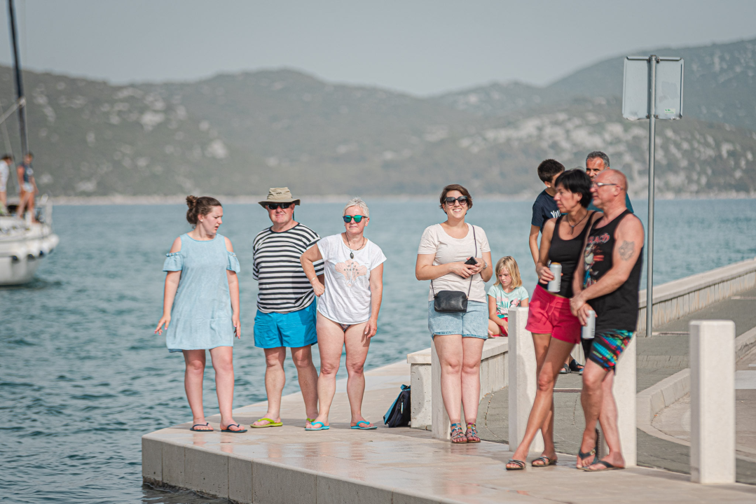 Bend 'Teški osjećaji' nakon deset godina postojanja najavljuje svoj prvi službeni album singlom 'Danas opuštam glavu' 