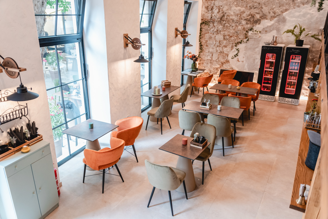 Posjetite Bistro Bava u hladu najstarijeg šibenskog stabla i uživajte u genijalnoj hrani i dvadeset vrsta piva