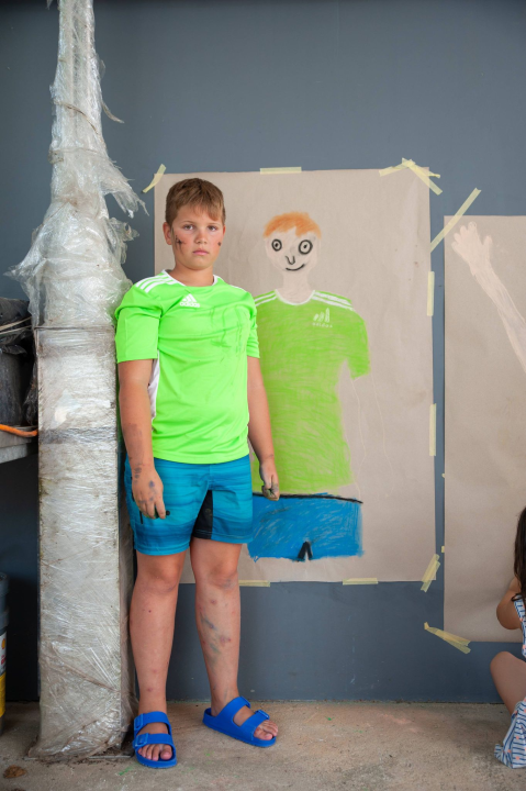 Poznata TV voditeljica na Zlarinu pokrenula radionicu: Djeca oslikavaju vlastite sjene