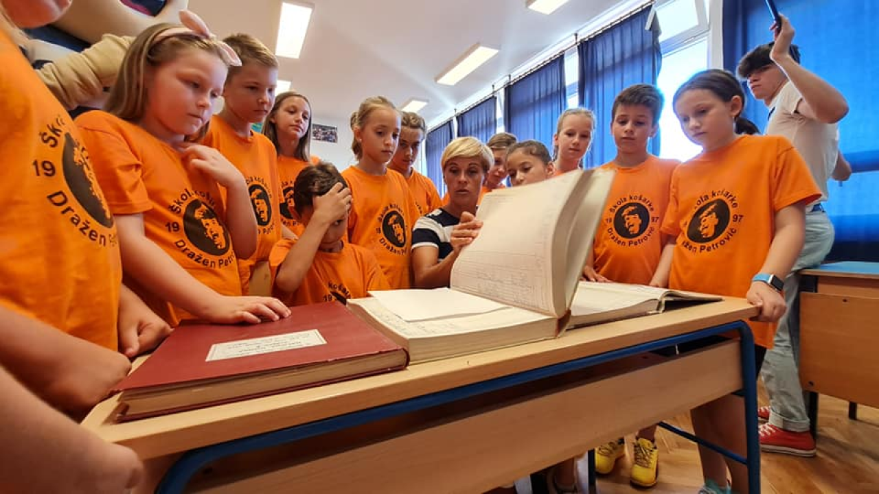 Ivana Guberina s mladom ekipom snima film o Draženu: Danas su pregledali školske ocjene šibenskog virtuoza