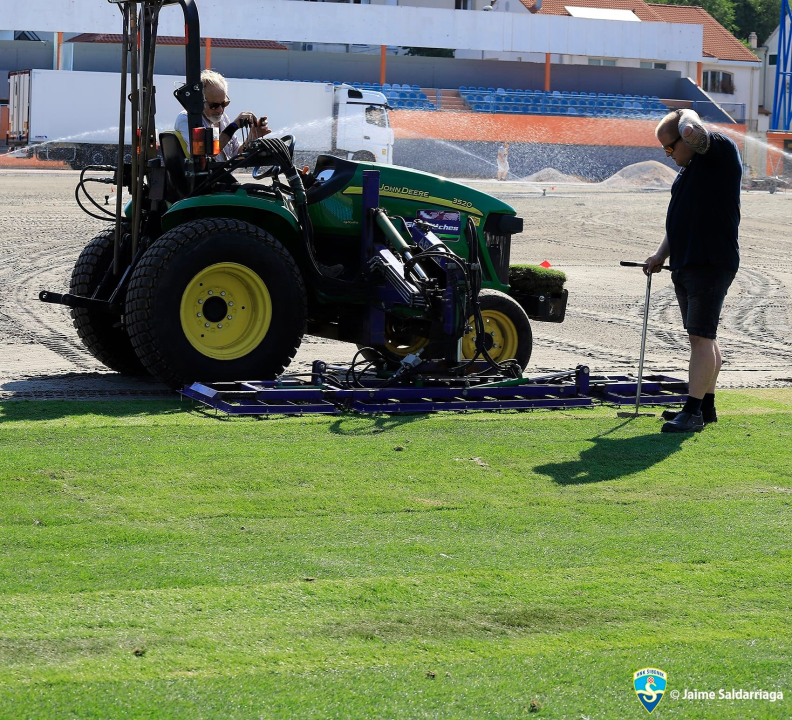 Hibridni travnjak postavlja se na Šubićevcu: Sve bi trebalo biti gotovo do 10. kolovoza 