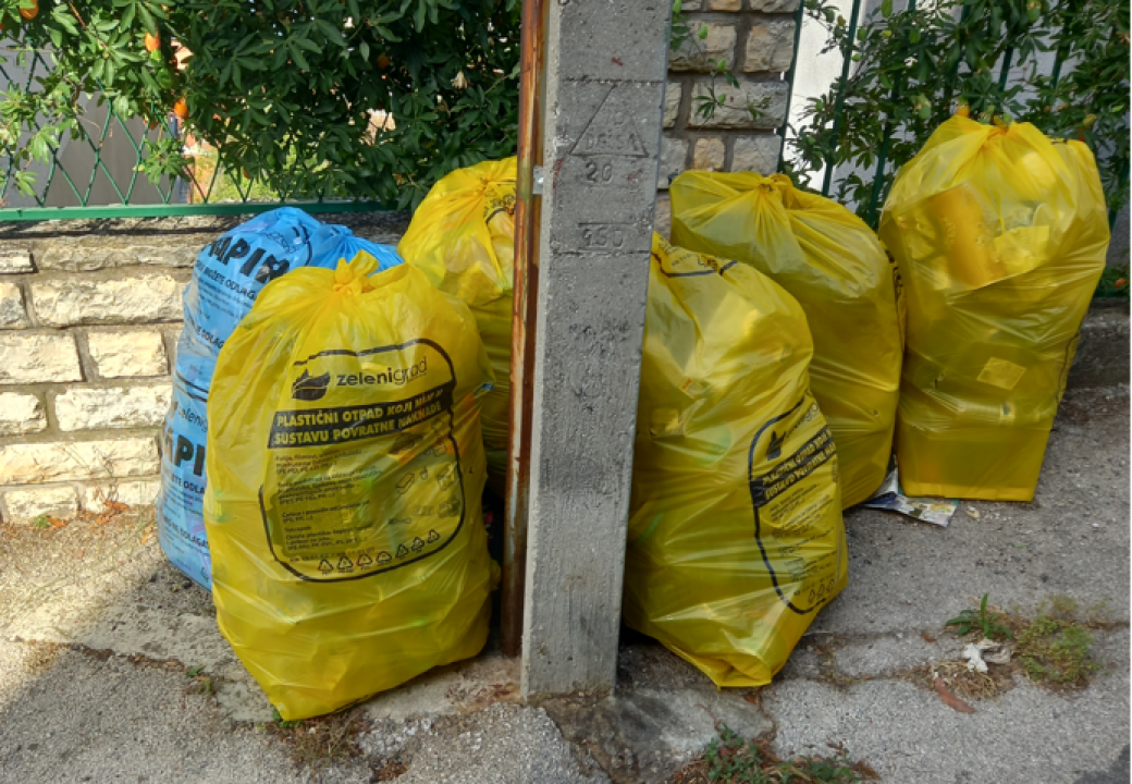 Stanovnici Stare ceste i 7. kontinenta žale se na odvoz otpada, Ljubičić: 'Čemu nervoza? Sve će biti uklonjeno'  