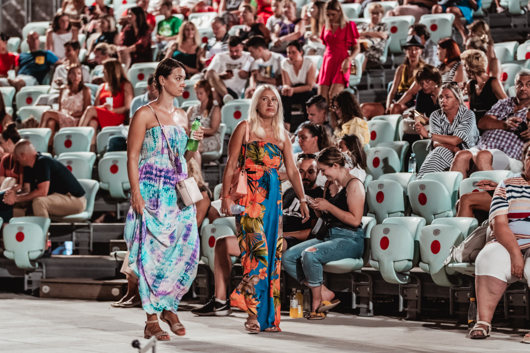 Massimo na Mihovilu kao Mišo, publika je uglas pjevala s rukama u zraku!