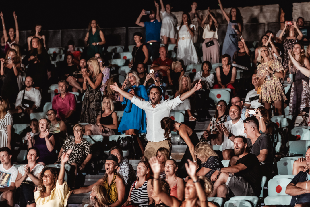 Massimo na Mihovilu kao Mišo, publika je uglas pjevala s rukama u zraku!