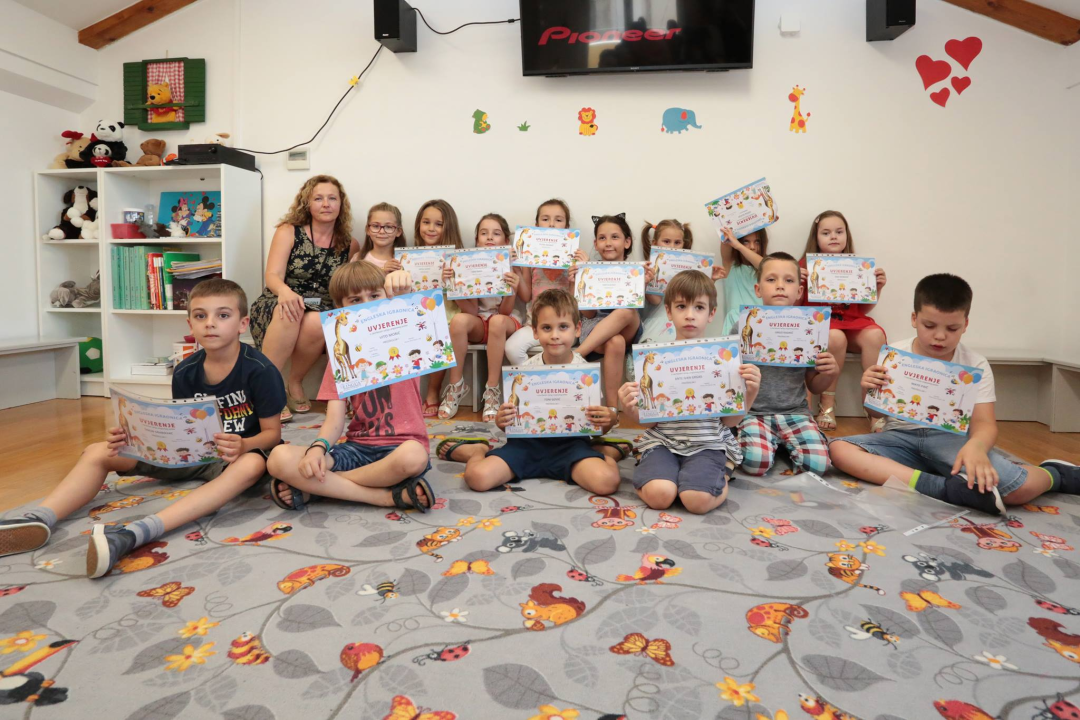 Lingua već tri desetljeća stvara poliglote: Evo zašto im vjeruju Šibenčani od 3 do 70 godina starosti 