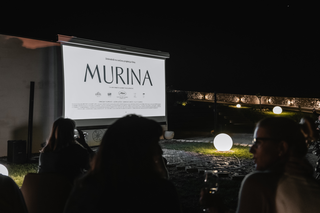 Završile ljetne filmske večeri na Baroneu: Domaći film Murina napunio gledalište do zadnjeg mjesta