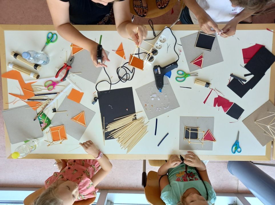 Upišite svoje dijete u školu Arkki i priuštite im najinovativniji program edukacije u Europi! 