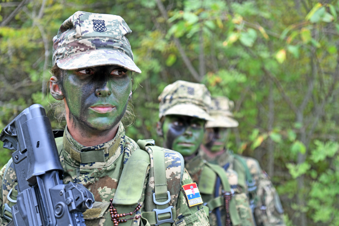 Polaznicima obuke za razvoj vođa uručene diplome: Dva dana su hodali od Udbine do Knina