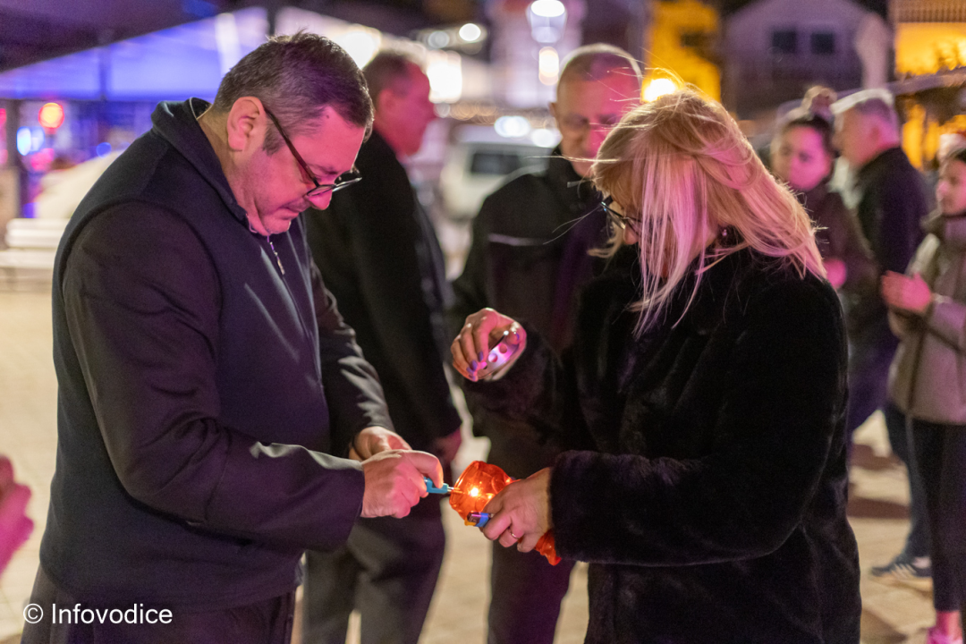 Vodičani odali počast žrtvama Vukovara i Škabrnje