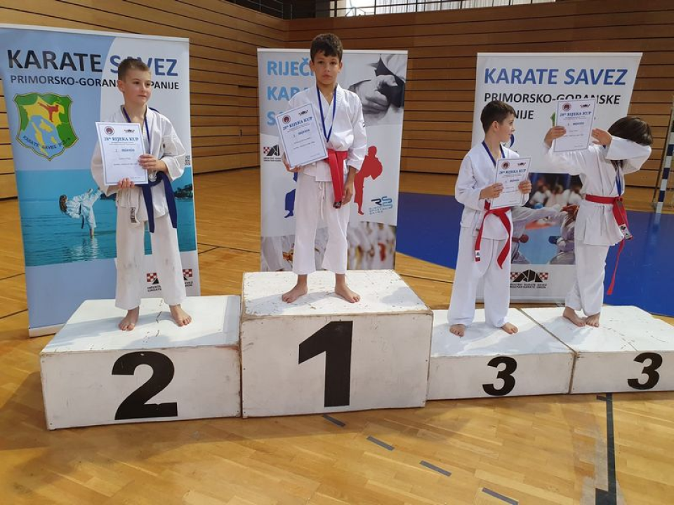 Karataši vodičkog Okita u dva dana nastupili na dva turnira i osvojili 25 medalja 