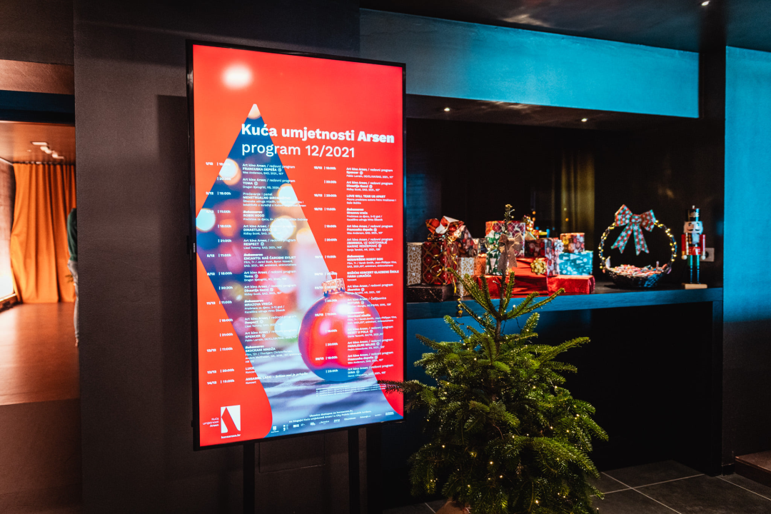 Tko je danas Robin Hood? Predstava u Arsenu razveselila mlade Šibenčane