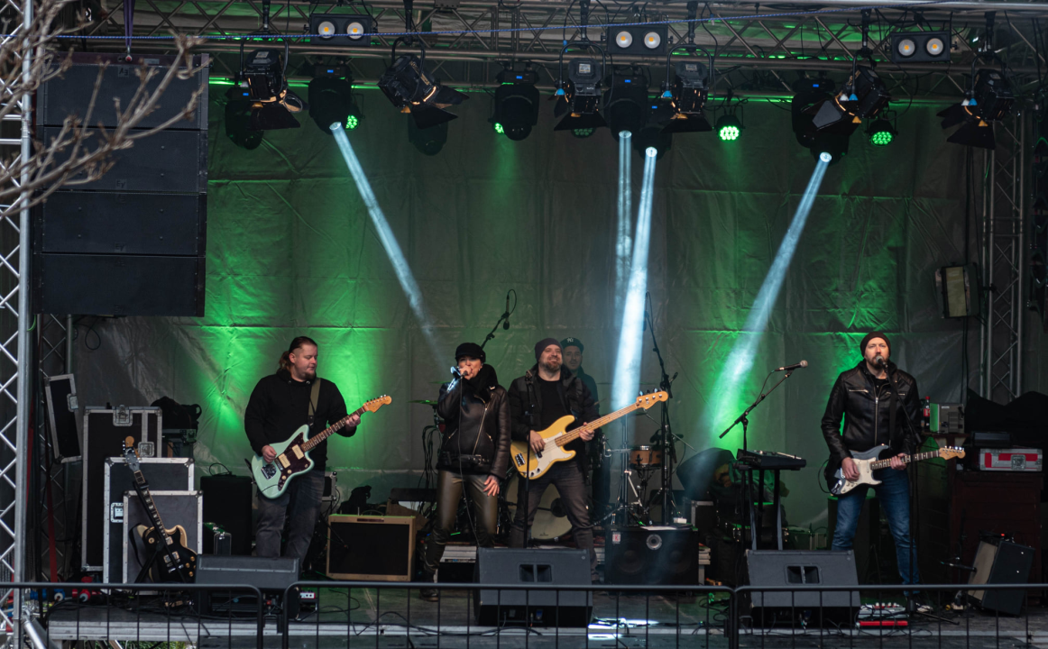 Subota u đardinu: Bang Bang rasplesali adventuriste točno u podne