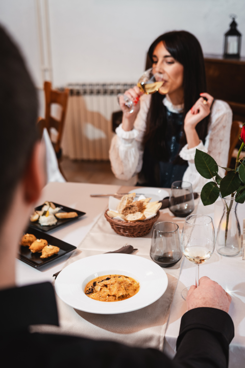 Posjetite najstariju šibensku tavernu u Hotelu Jadran! 
