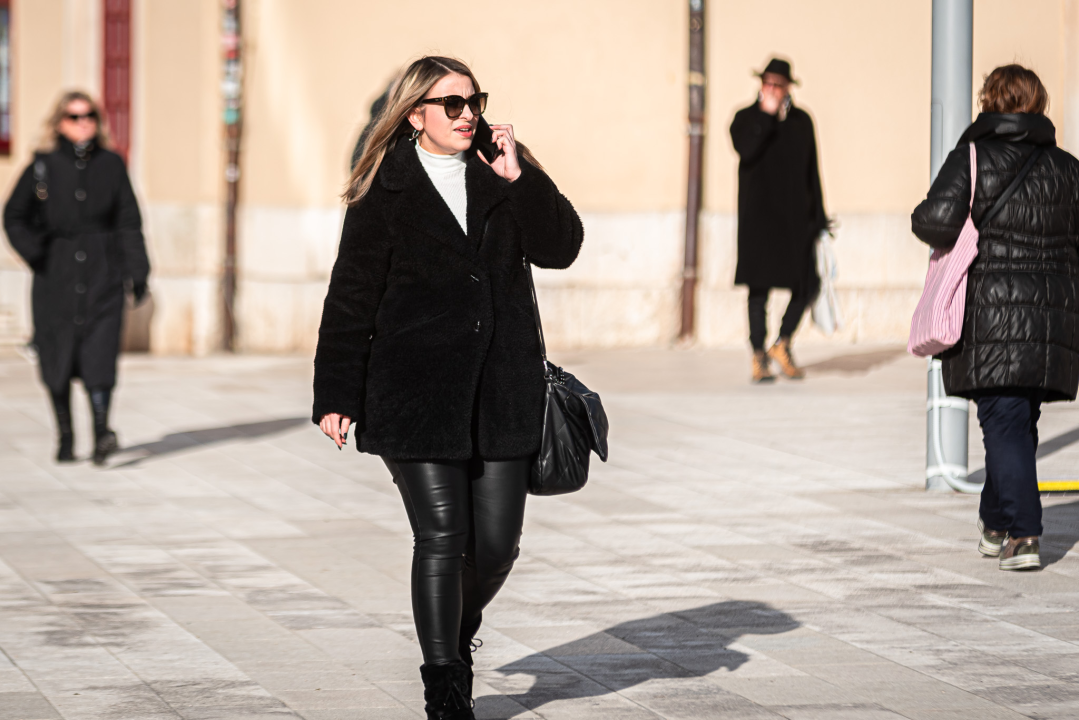 Lijepe Šibenčanke pokazale koji su to 'it' kaputi sezone