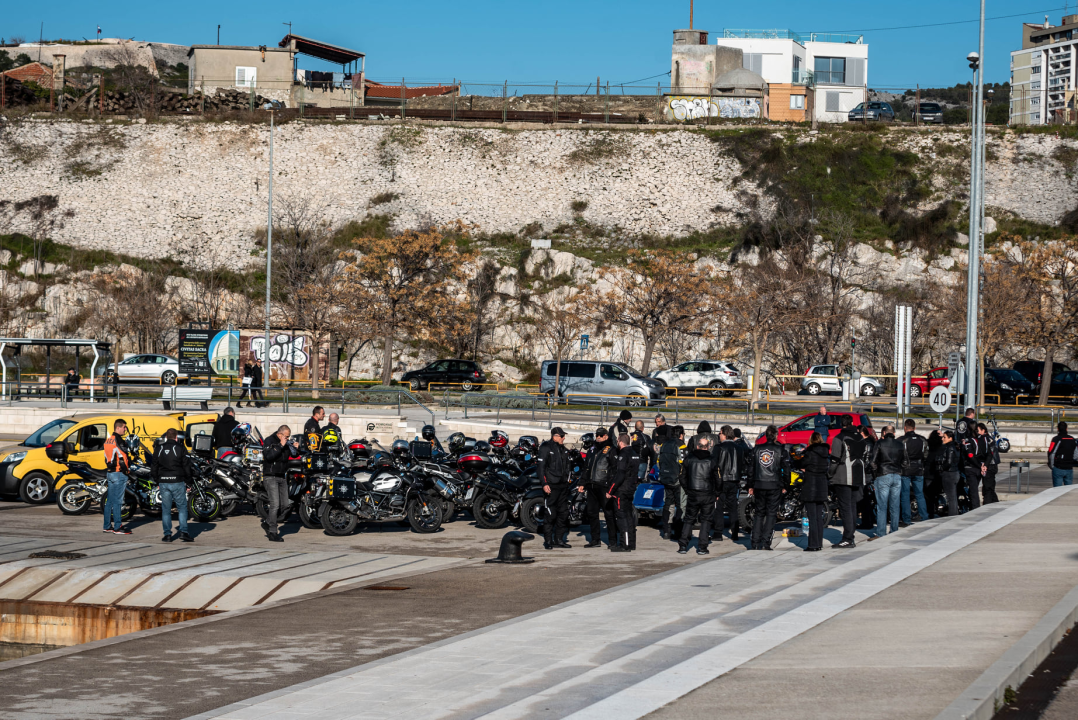 Bajkeri iz cijele države okupili se na gatu Vrulje kako bi se oprostili od Mira Vučenovića