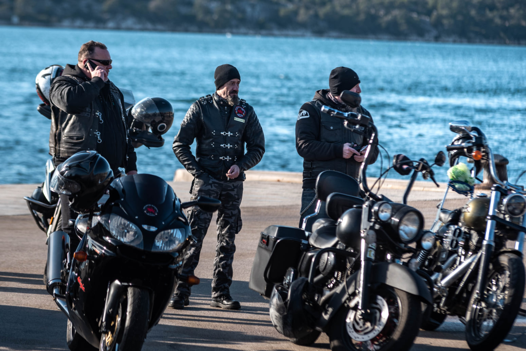 Bajkeri iz cijele države okupili se na gatu Vrulje kako bi se oprostili od Mira Vučenovića