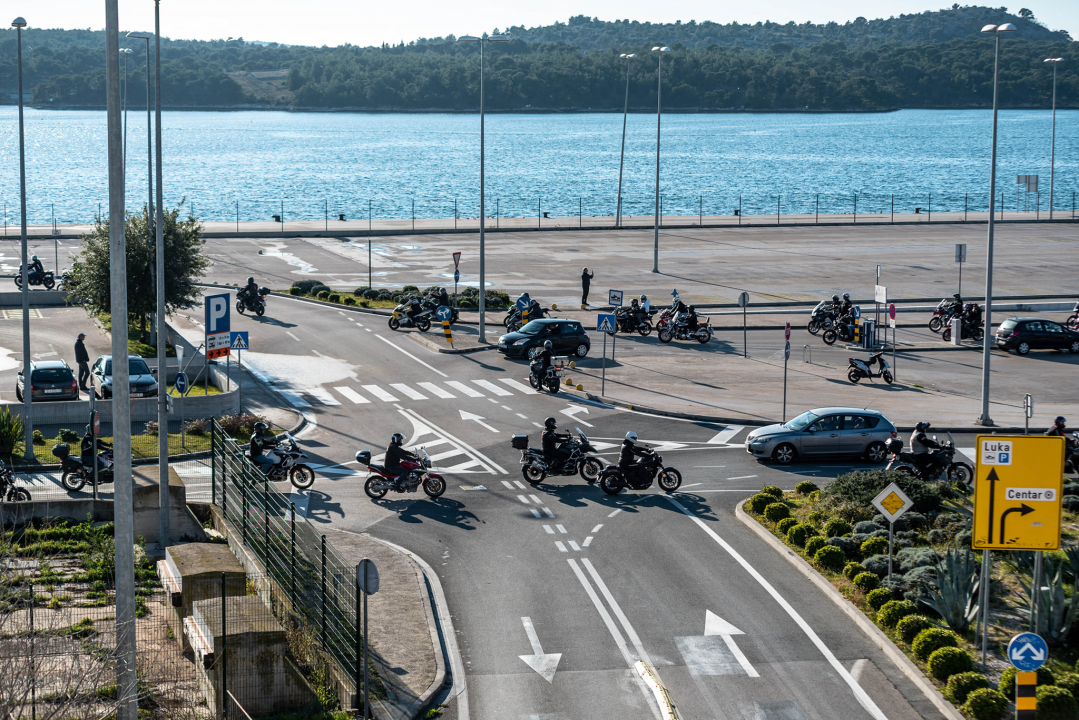 Bajkeri iz cijele države okupili se na gatu Vrulje kako bi se oprostili od Mira Vučenovića