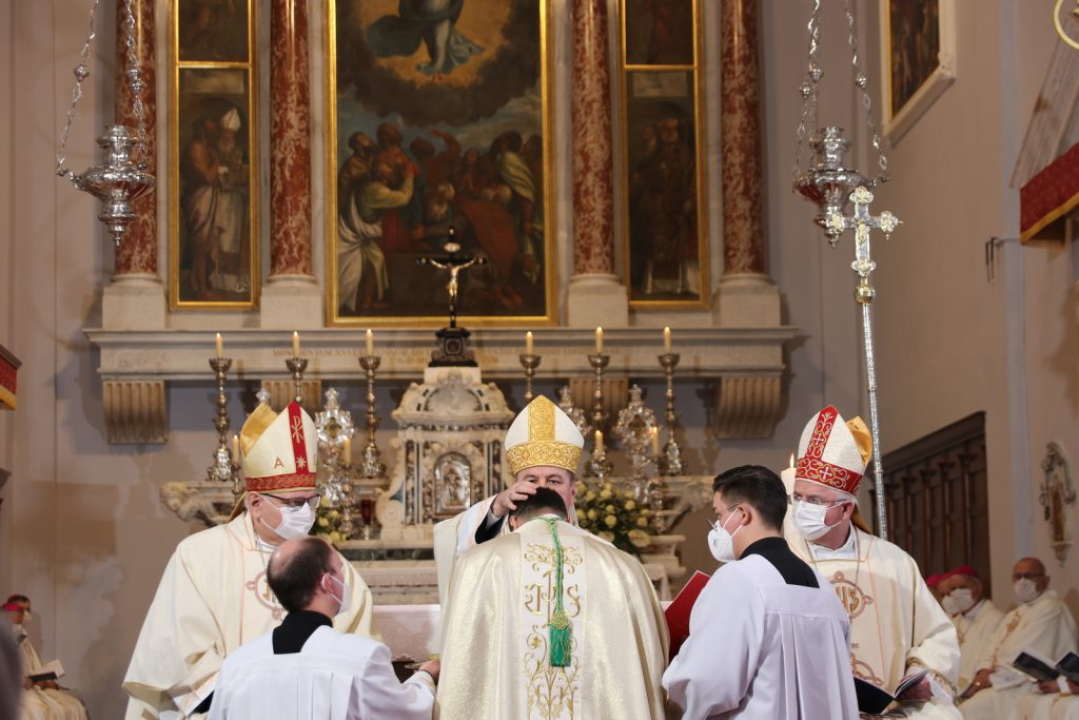 Šibenčanin Roko Glasnović zaređen za dubrovačkog biskupa 