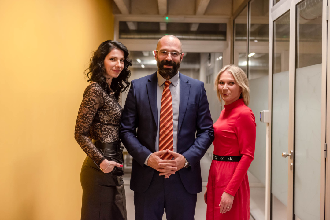 Profesorica violončela Vanja Bošnjak nova je 'Šibenska grandeca': Mladena Baran Jakelić ikona je stila 