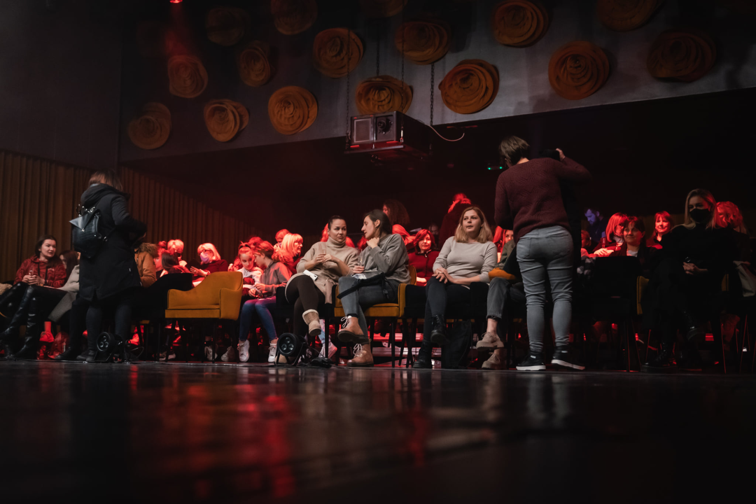 'Boys Boys Boys' sinoć u Arsenu: Šibenčanke uživale u ekspresivnom muškom plesu 