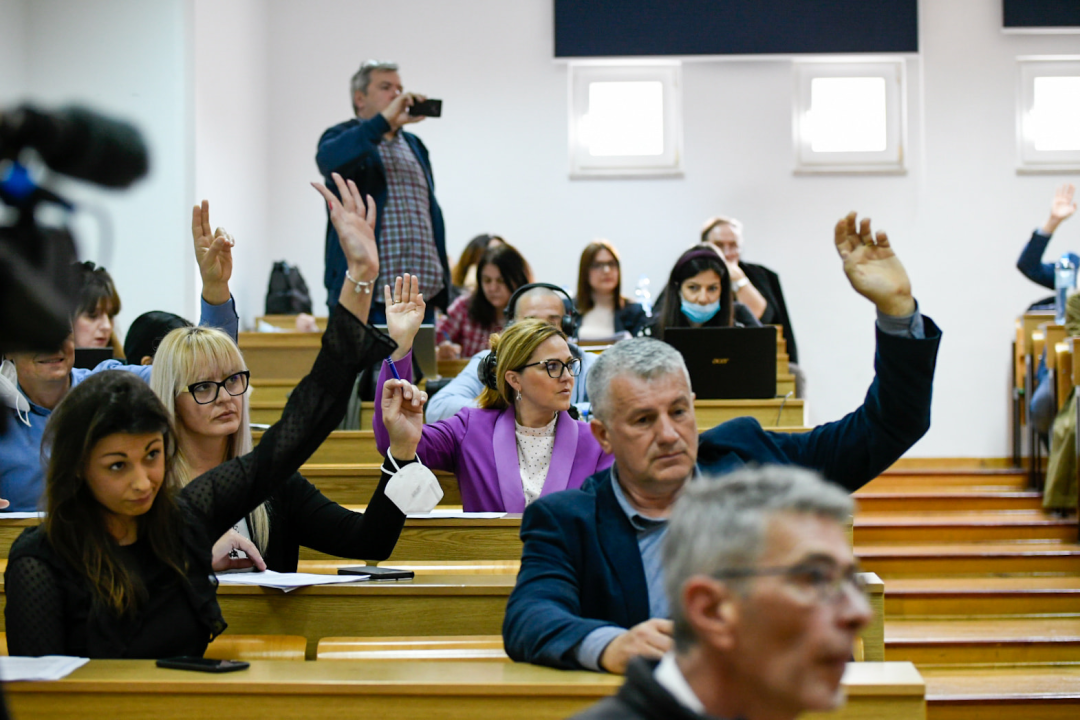 Petrina s dnevnog reda sjednice povukao točku o opozivu župana Jelića  