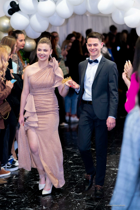 Gimnazijalci kao hollywoodske zvijezde u večeri koju će pamtiti do kraja života (2. dio)