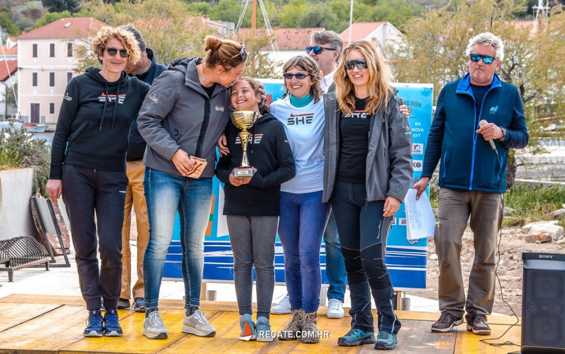 18. Zlarinska regata krstaša: Ukupni pobjednik je posada Gringo 3 iz Zadra