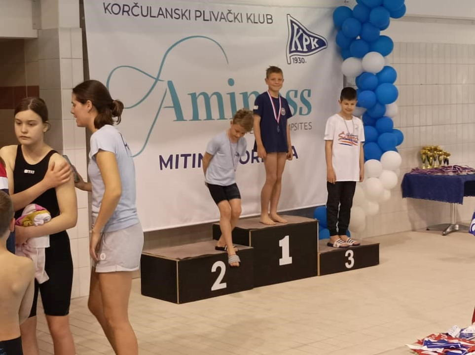 Plivači šibenskog 'Mora' obradovali nastupima, rezultatima i plasmanima na Korčuli