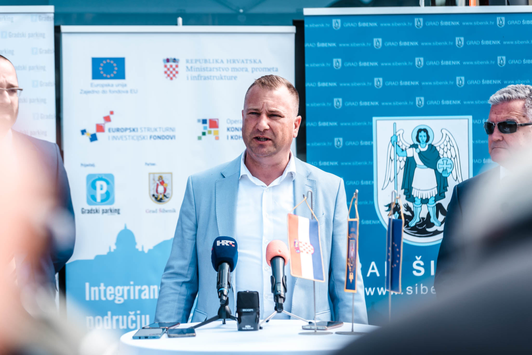 U Šibenik stiglo 11 novih autobusa: 'Dijete iz Grebaštice ima jednaka prava kao ono s Baldekina'