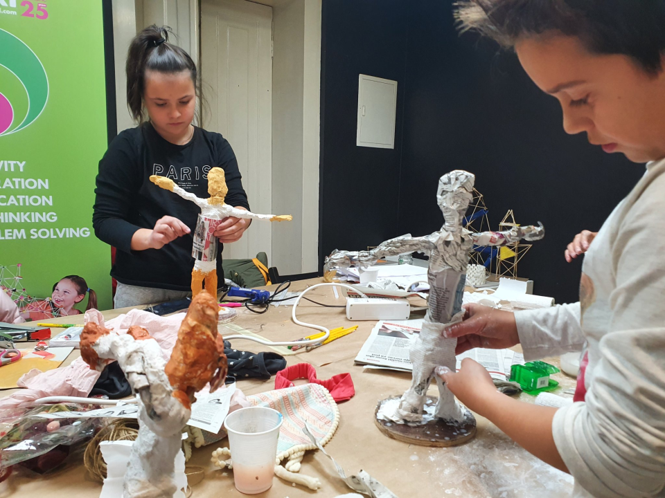 Prva generacija uspješno završava Arkki školu: Izložit će sve svoje kreativne radove!