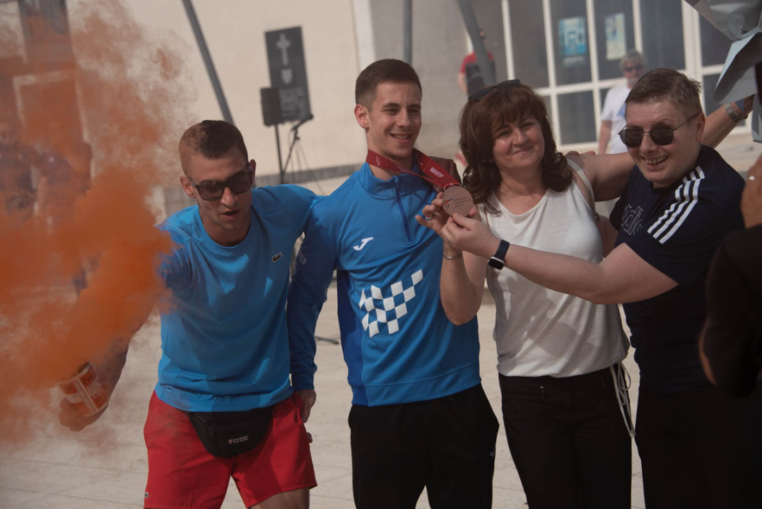 Osvajač europske bronce u taekwondou Josip Teskera svečano dočekan u Kninu