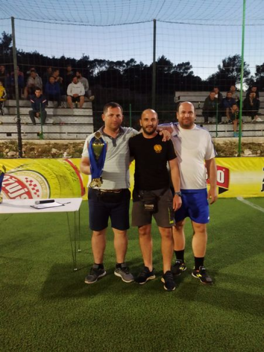 Ekipa Bibich West Ham Ražine pobjednik u seniorskoj, a ekipa GENERACIJA veteranskoj kavez ligi Bilice