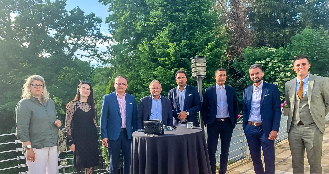 Uspješna tvrtka Karl Dietz iz Kijeva organizirala gala događaj u rezidenciji češkog Veleposlanika!