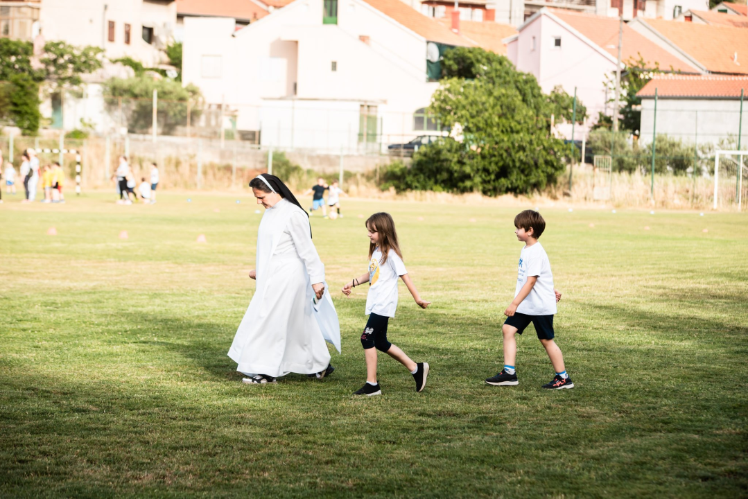 Preko 500 djece na 'Ljubici' u Crnici: Olimpijski festival šibenskih dječjih vrtića
