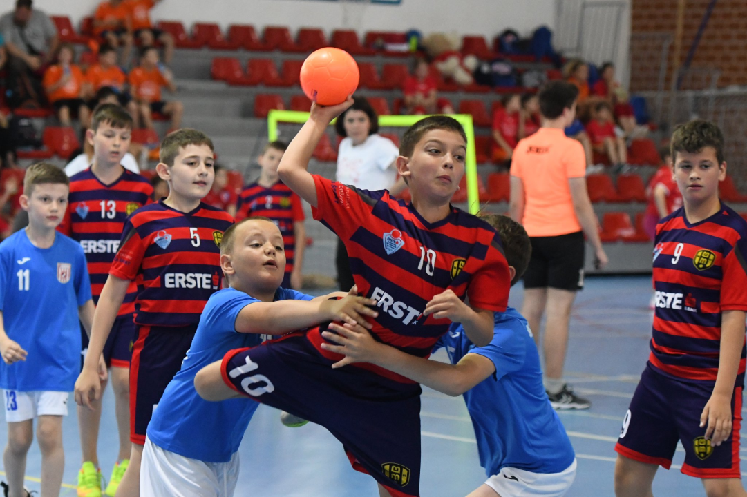 Mini rukometaši završili sezonu