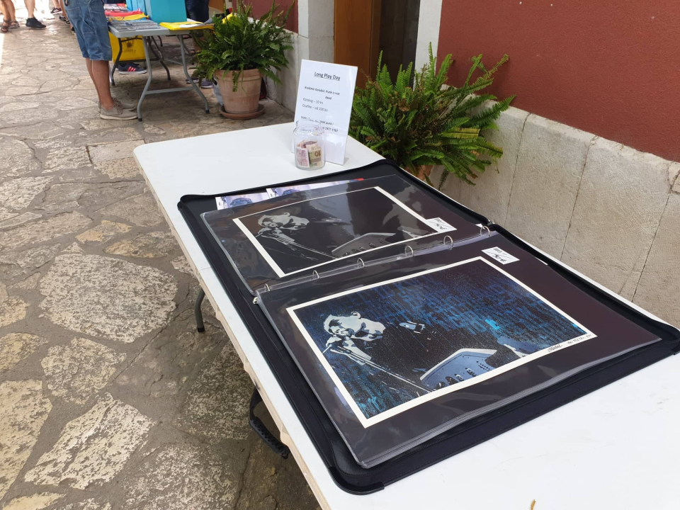 Sajam gramofonskih ploča ispred Azimuta: 'Najbolje ide ex-YU rock osamdesetih, a kupuju dosta i metalci'