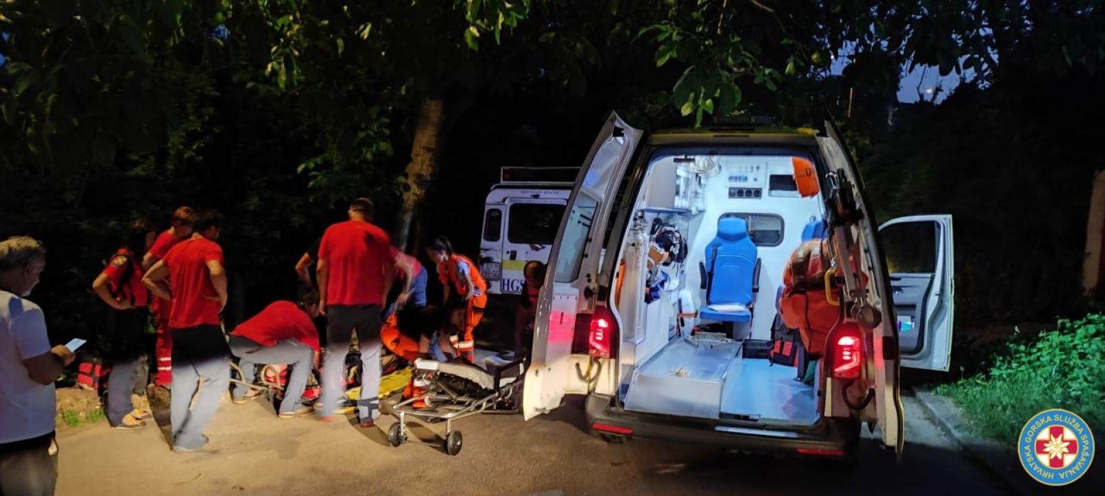 U Kninu u nedjelju popodne nestao stariji muškarac: HGSS-ovci ga pronašli u šumarku blizu kuće