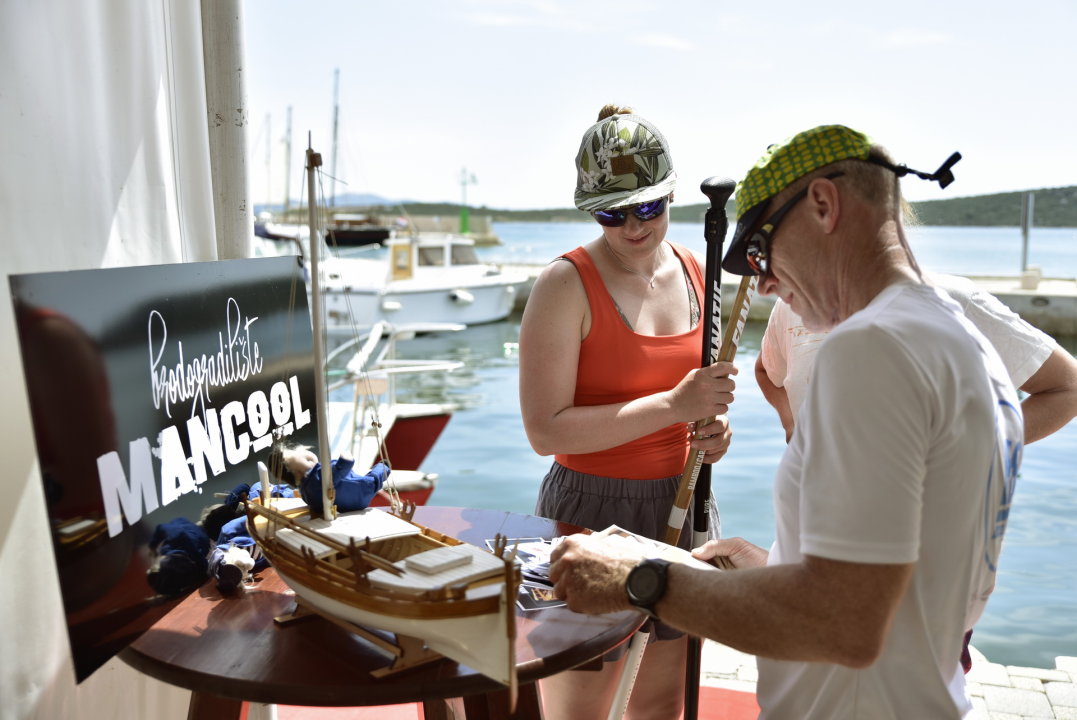 Jedinstveni doživljaj: U Betini održan Sajam tradicijske drvene brodogradnje